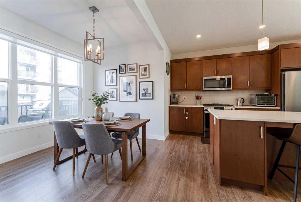 318 Masters Row Se, Calgary, AB - Indoor