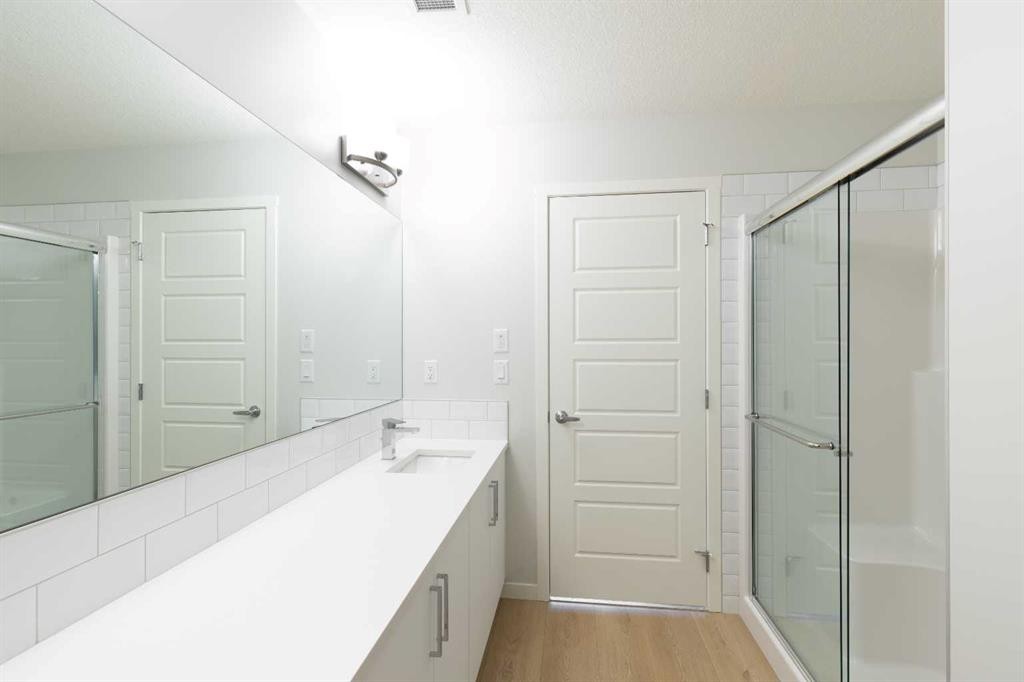 5403-20295 Seton Way Se, Calgary, AB - Indoor Photo Showing Bathroom