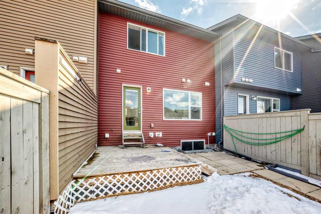 120 Evansridge Court Nw, Calgary, AB - Outdoor With Exterior