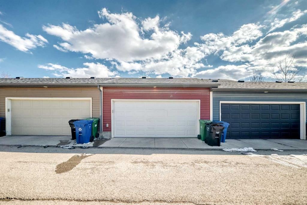 120 Evansridge Court Nw, Calgary, AB - Outdoor
