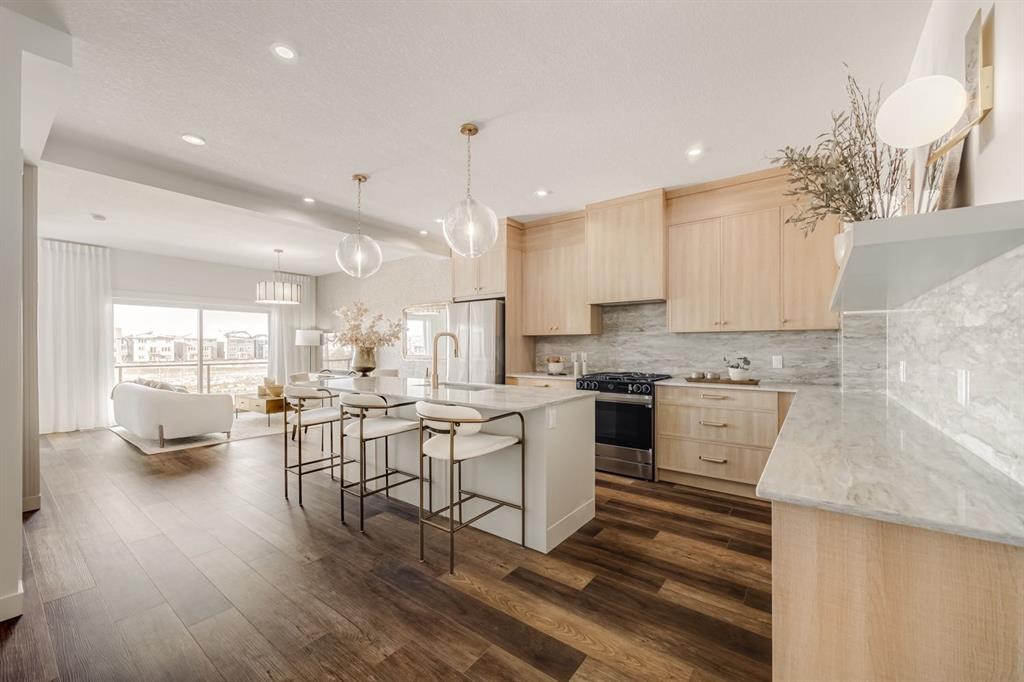 60 Cascade Ridge, Canmore, AB - Indoor Photo Showing Kitchen With Upgraded Kitchen