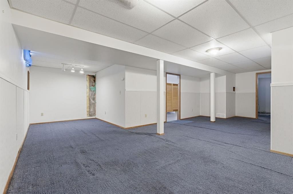 5044 Norris Road Nw, Calgary, AB - Indoor