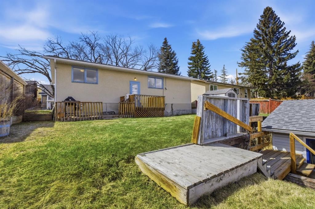 5044 Norris Road Nw, Calgary, AB - Outdoor