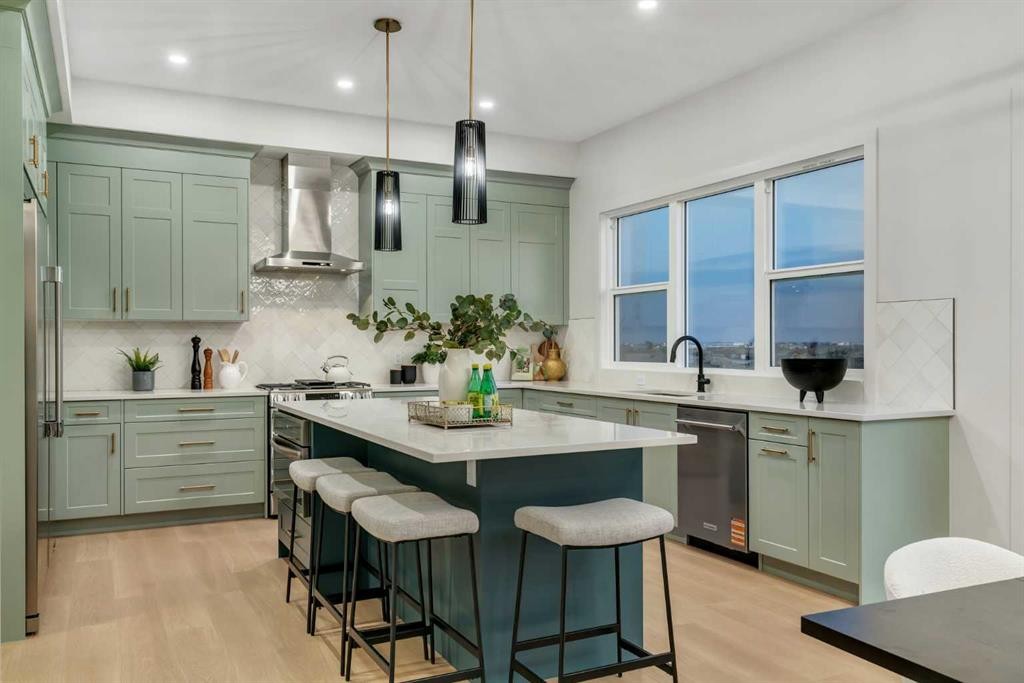 341 Limestone Bay, Balzac, AB - Indoor Photo Showing Kitchen With Upgraded Kitchen