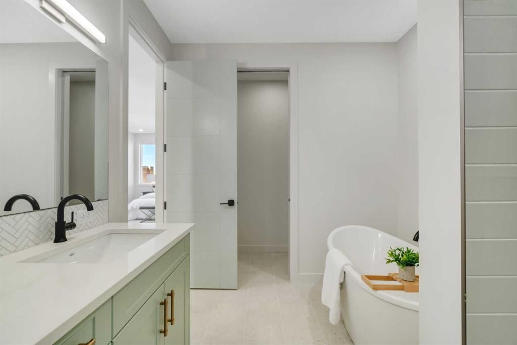 341 Limestone Bay, Balzac, AB - Indoor Photo Showing Bathroom