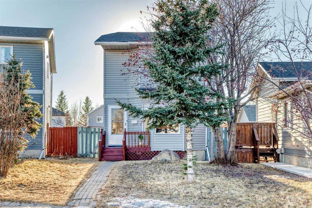 11 Martinridge Place Ne, Calgary, AB - Outdoor