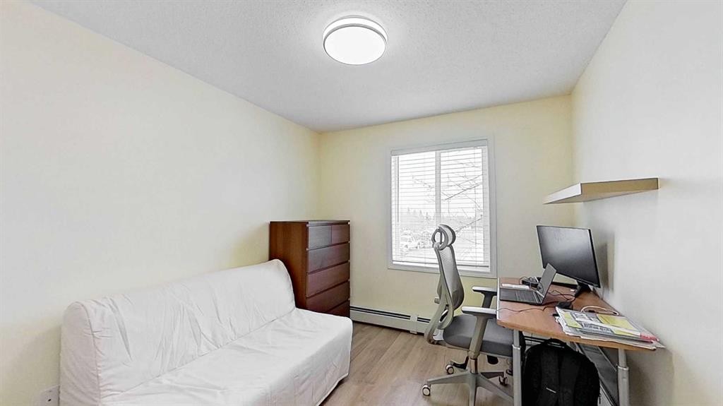 1202-2395 Eversyde Avenue Sw, Calgary, AB - Indoor Photo Showing Office