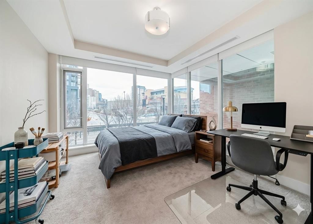 554 Riverfront Lane Se, Calgary, AB - Indoor