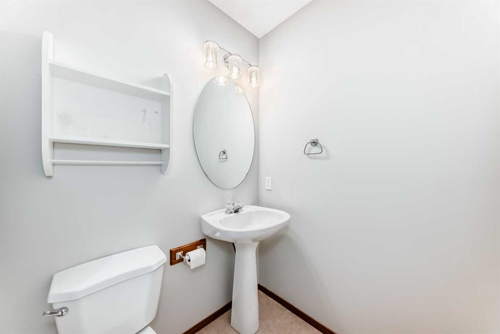 128 Harvest Park Road Ne, Calgary, AB - Indoor Photo Showing Bathroom