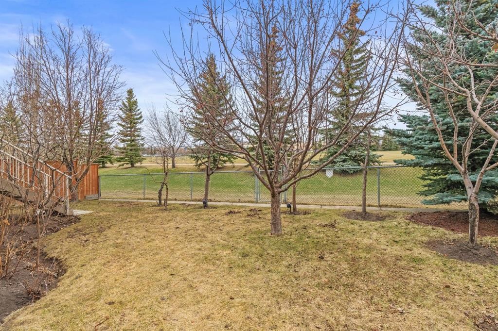 140 Simcoe Close Sw, Calgary, AB - Outdoor With View