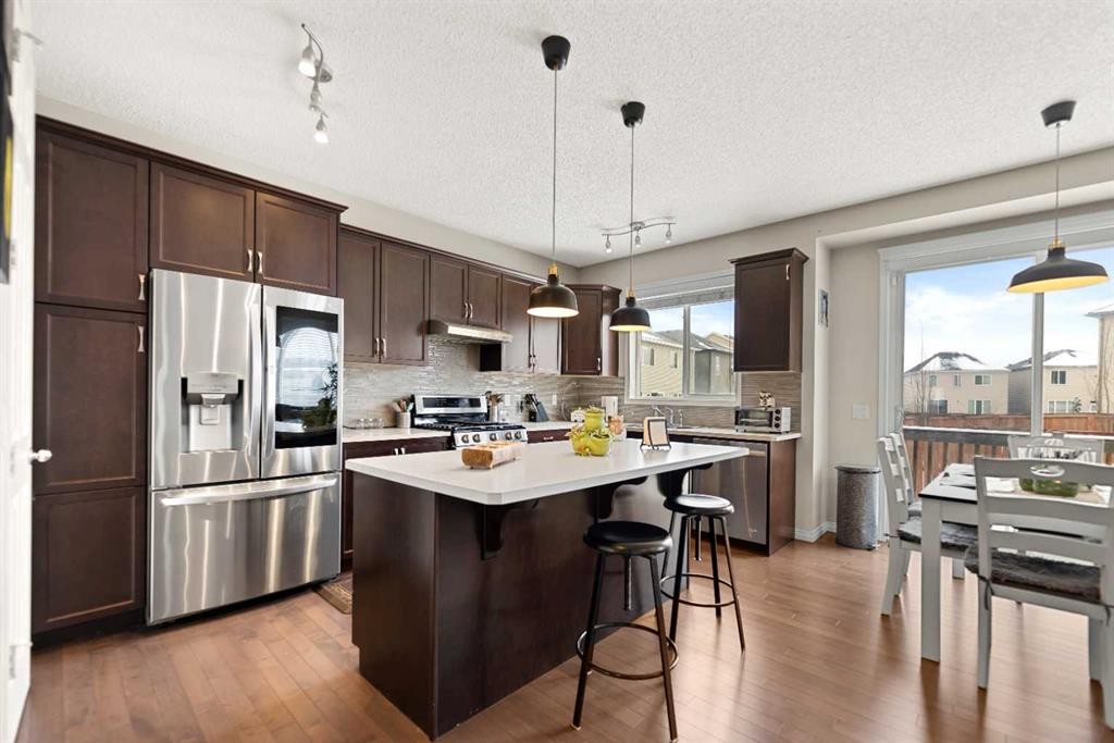 158 Cityscape Gardens Ne, Calgary, AB - Indoor Photo Showing Kitchen With Stainless Steel Kitchen With Upgraded Kitchen
