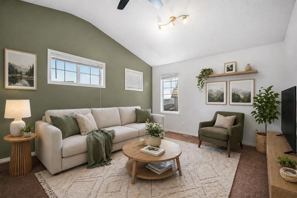 76 Heritage Hill, Cochrane, AB - Indoor Photo Showing Living Room