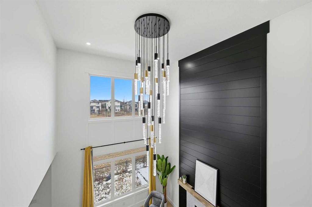 180 South Shore, Chestermere, AB - Indoor Photo Showing Other Room