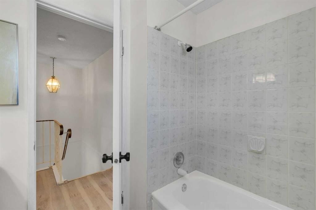 68 Templeson Crescent Ne, Calgary, AB - Indoor Photo Showing Bathroom