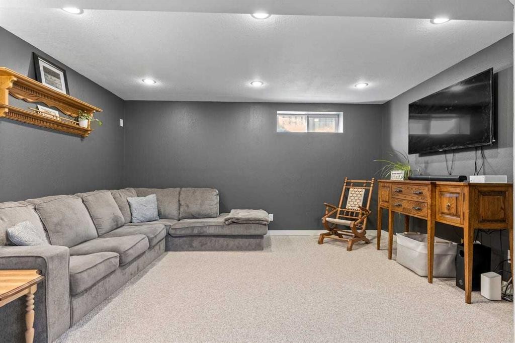 72 Crystalridge Crescent, Okotoks, AB - Indoor Photo Showing Basement