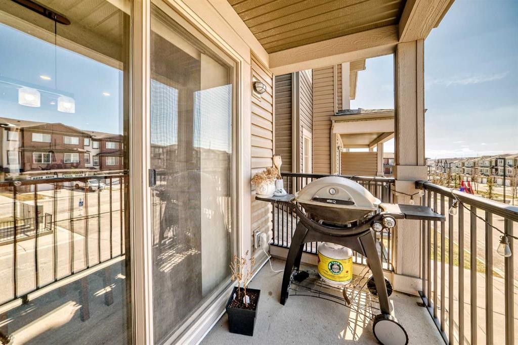 434 Sage Hill Grove Nw, Calgary, AB - Outdoor With Exterior