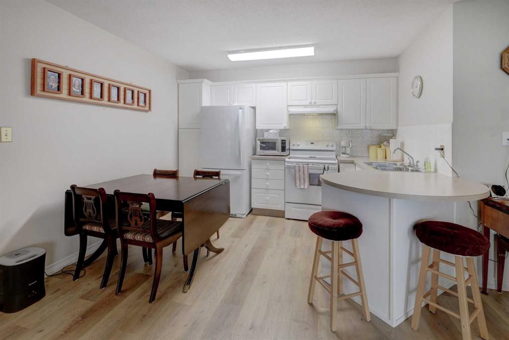 101-6800 Hunterview Drive Nw, Calgary, AB - Indoor