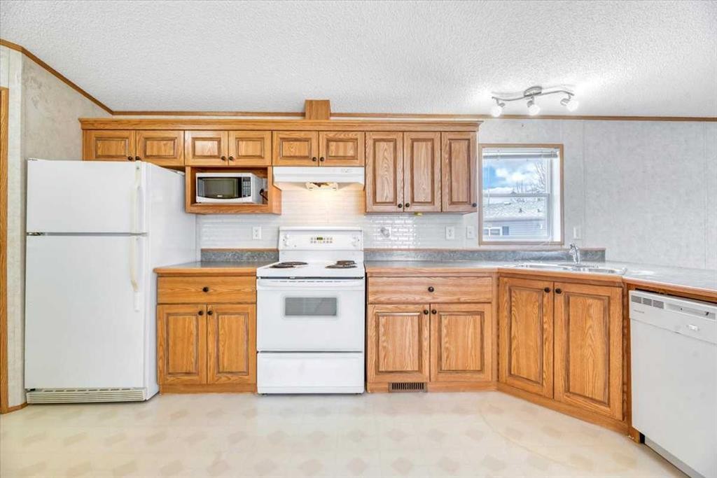 38 Doubletree Way, Strathmore, AB