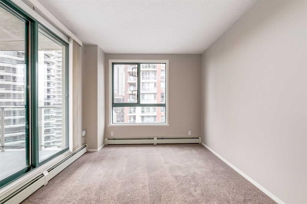 1014-1111 6 Avenue Sw, Calgary, AB - Indoor Photo Showing Other Room