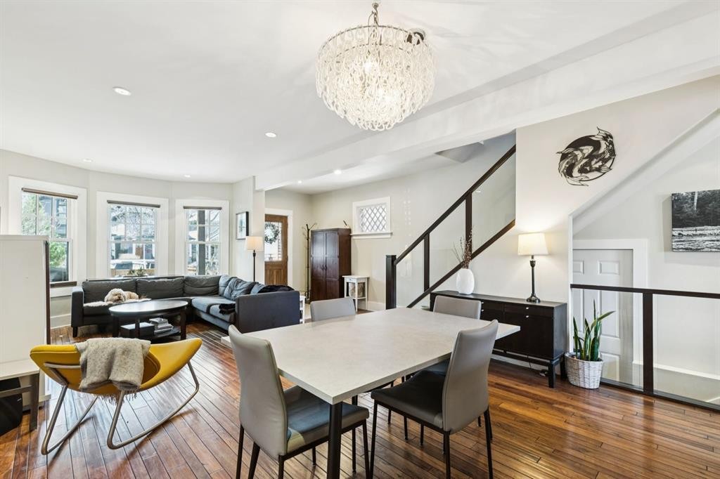 612 23 Avenue Sw, Calgary, AB - Indoor Photo Showing Dining Room