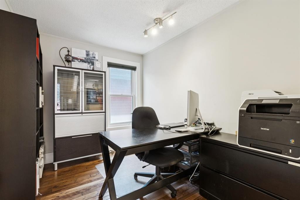 612 23 Avenue Sw, Calgary, AB - Indoor Photo Showing Office