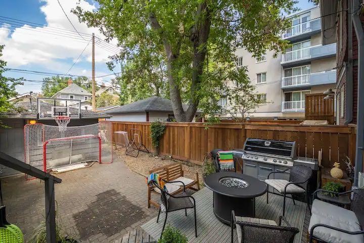 612 23 Avenue Sw, Calgary, AB - Outdoor