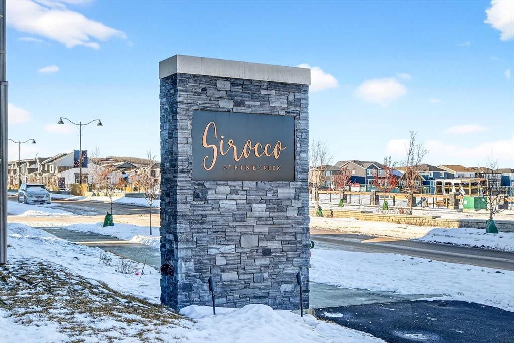 50 Creekside Way Sw, Calgary, AB - Outdoor With View