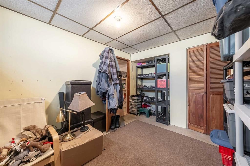 116 Dovercrest Way Se, Calgary, AB - Indoor