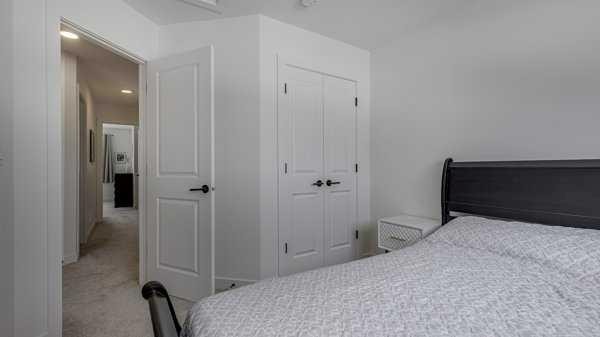 B-10 Evergreen Way, Red Deer, AB - Indoor