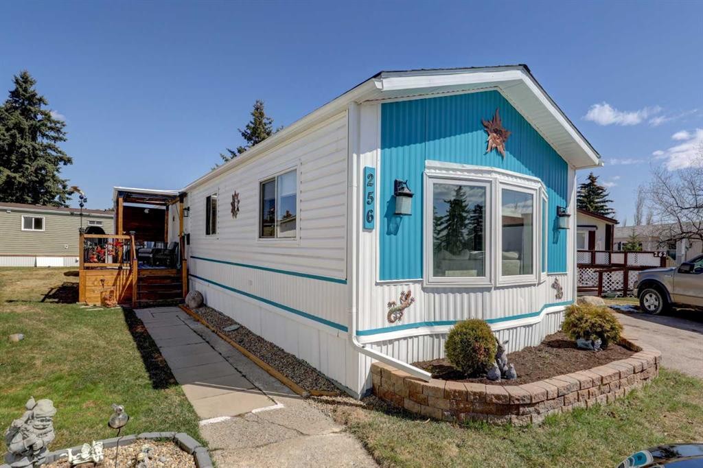 256 Burroughs Circle Ne, Calgary, AB