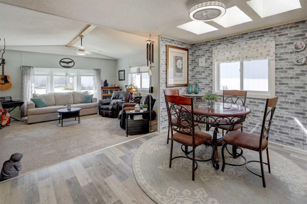 256 Burroughs Circle Ne, Calgary, AB