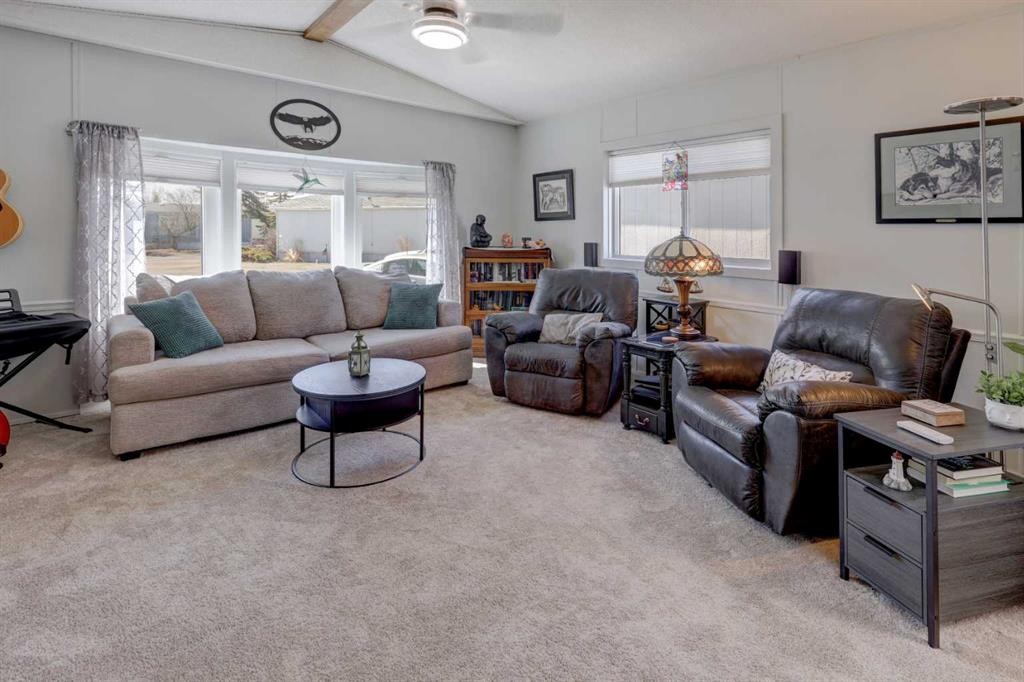 256 Burroughs Circle Ne, Calgary, AB