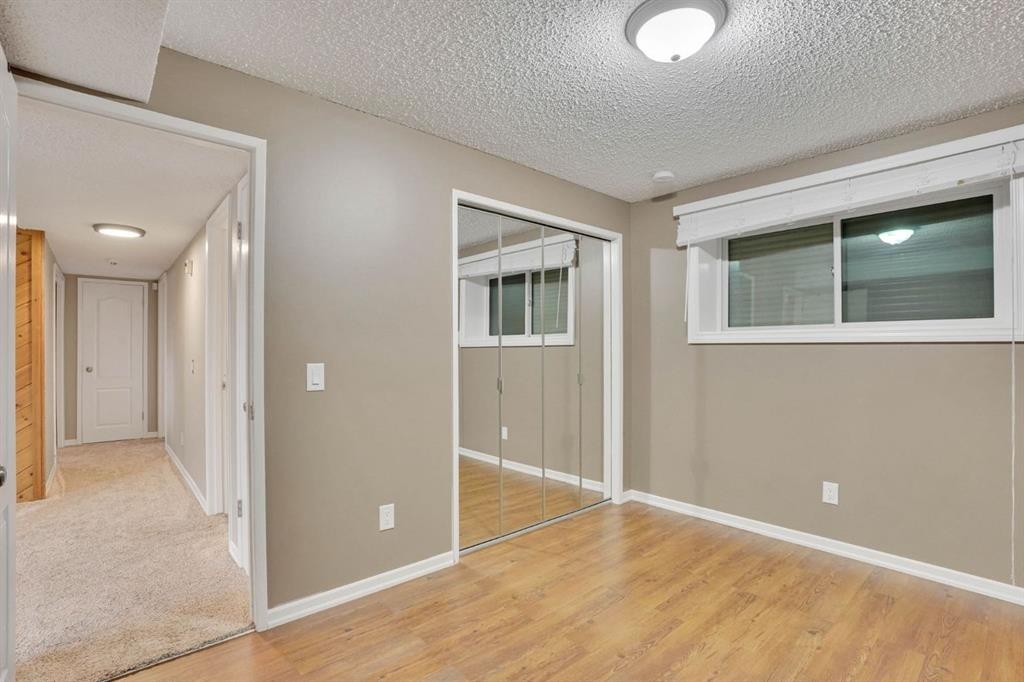 436 Huntley Way Ne, Calgary, AB - Indoor Photo Showing Other Room