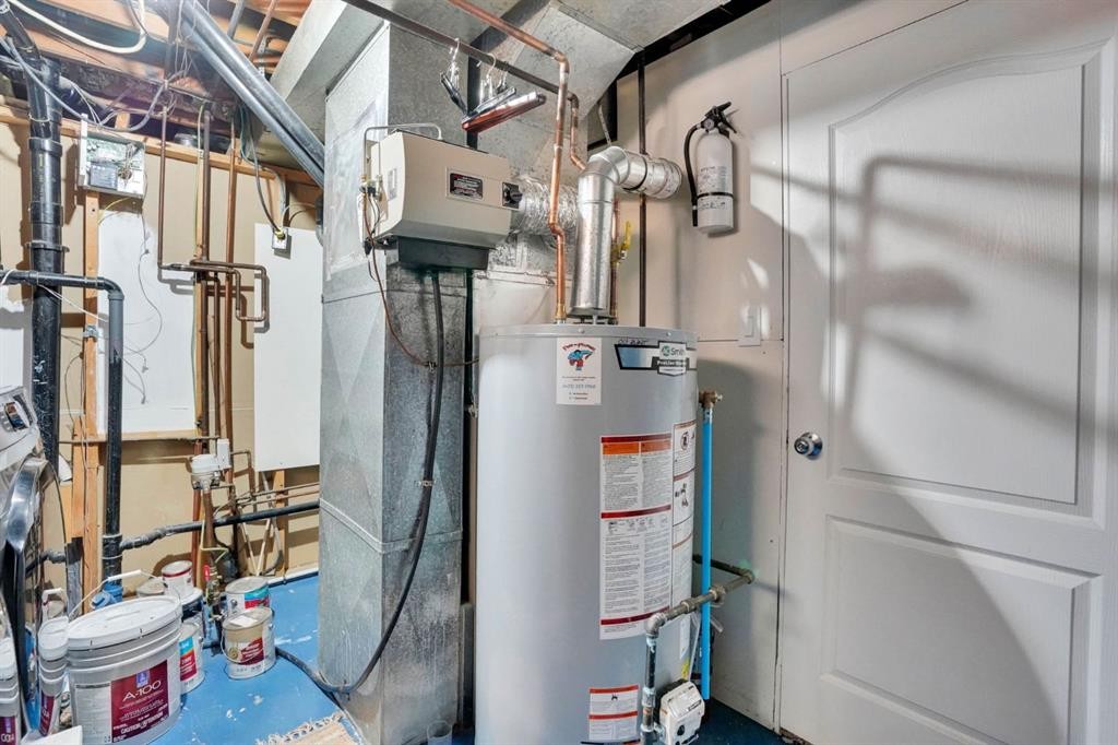 436 Huntley Way Ne, Calgary, AB - Indoor Photo Showing Basement