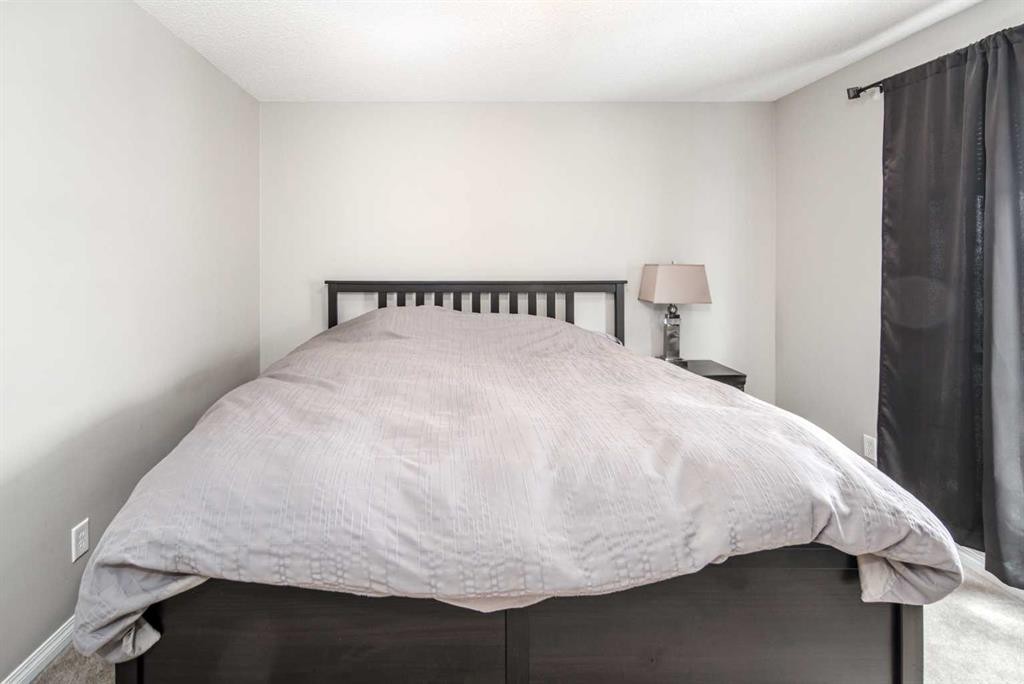 159 Kincora Heath Nw, Calgary, AB - Indoor Photo Showing Bedroom