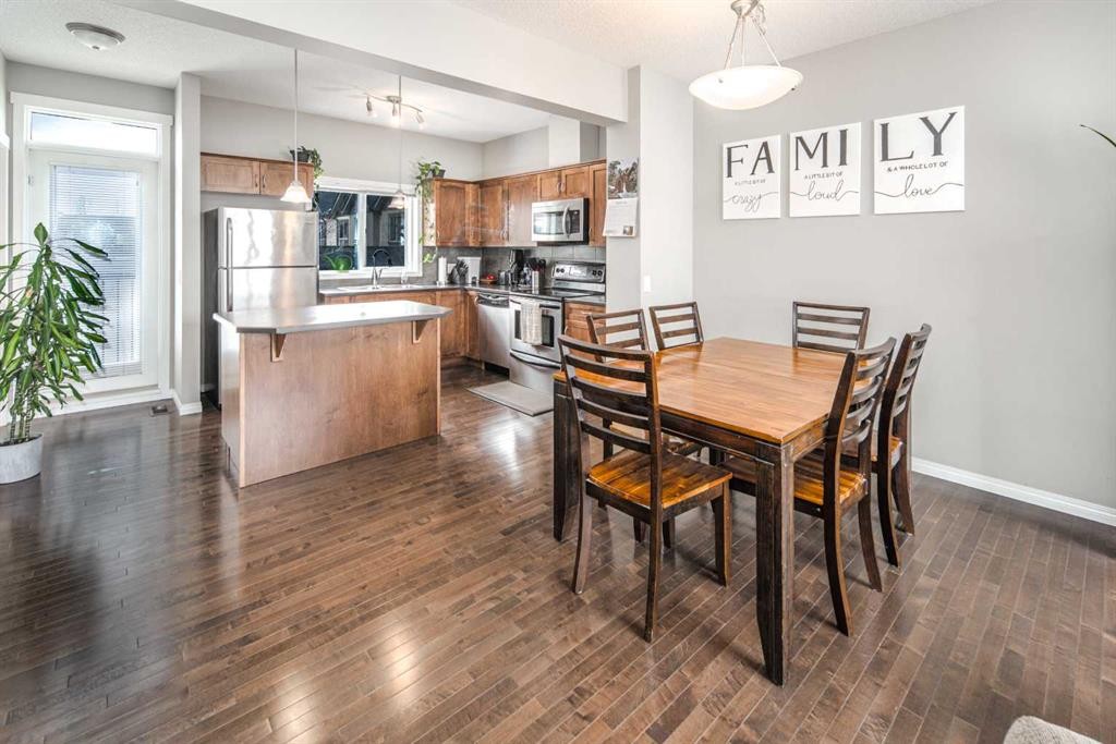 159 Kincora Heath Nw, Calgary, AB - Indoor Photo Showing Dining Room