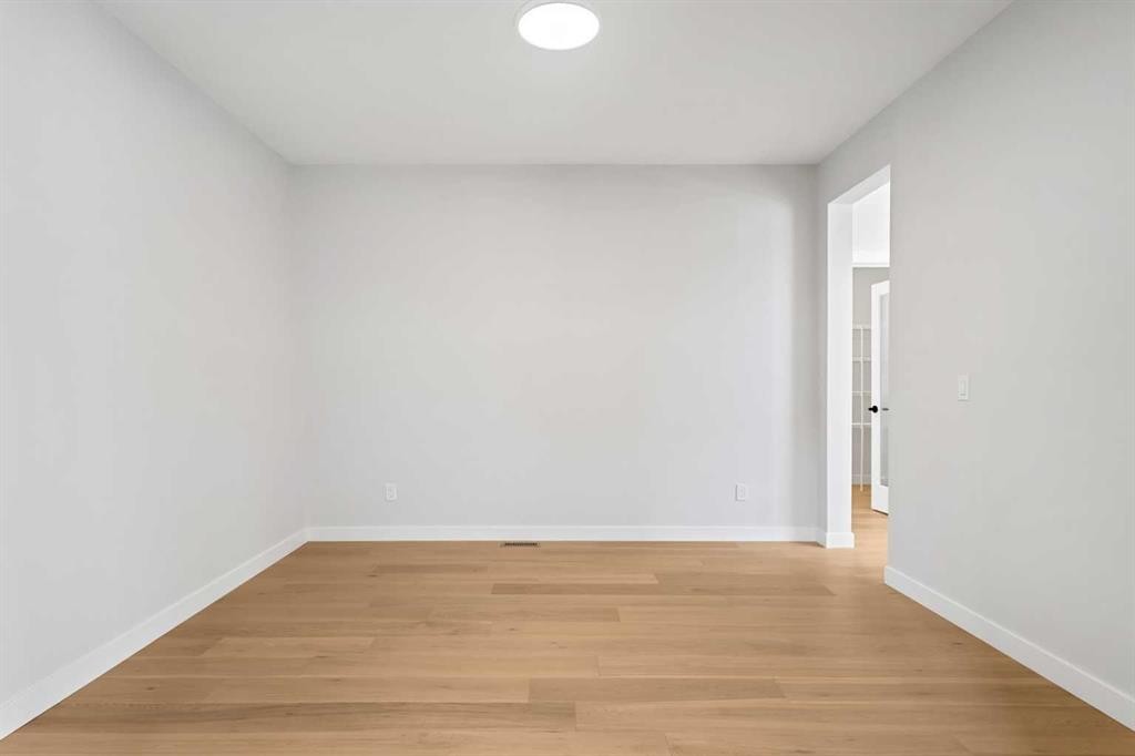 83 Dawson Wharf Mount, Chestermere, AB - Indoor Photo Showing Other Room