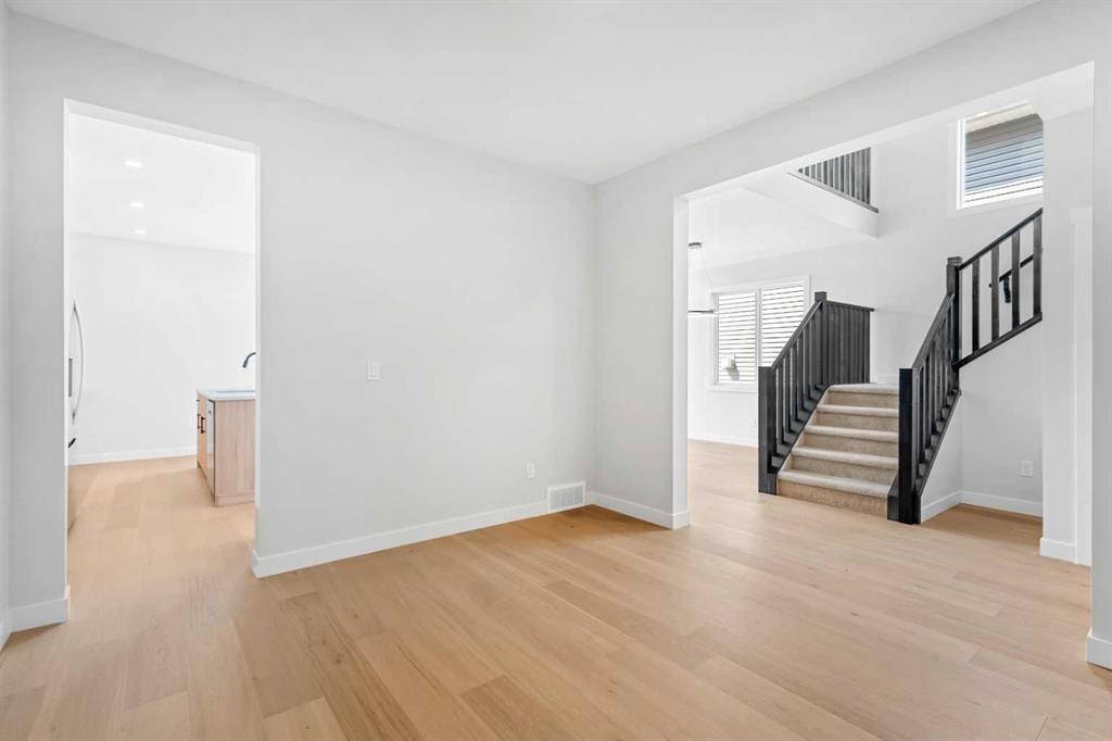 83 Dawson Wharf Mount, Chestermere, AB - Indoor Photo Showing Other Room