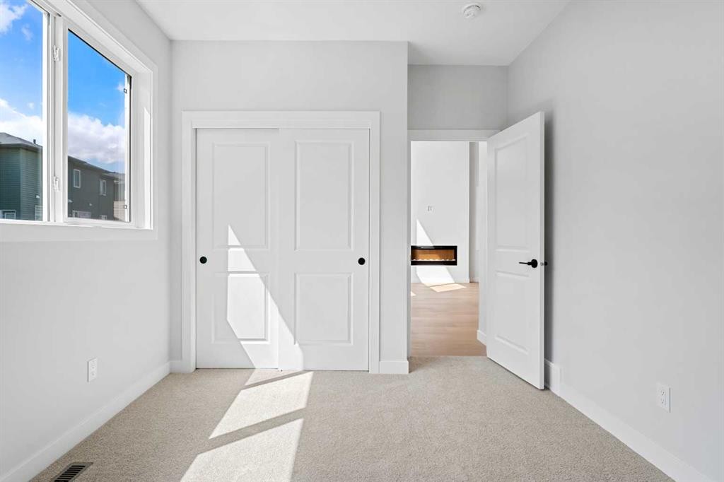 83 Dawson Wharf Mount, Chestermere, AB - Indoor