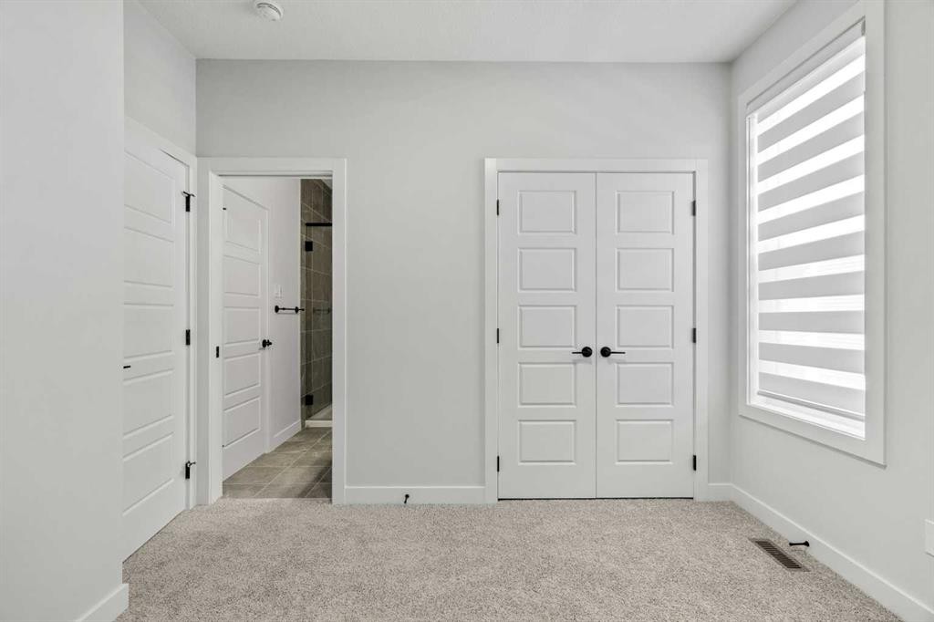 271 Dawson Wharf Rise, Chestermere, AB