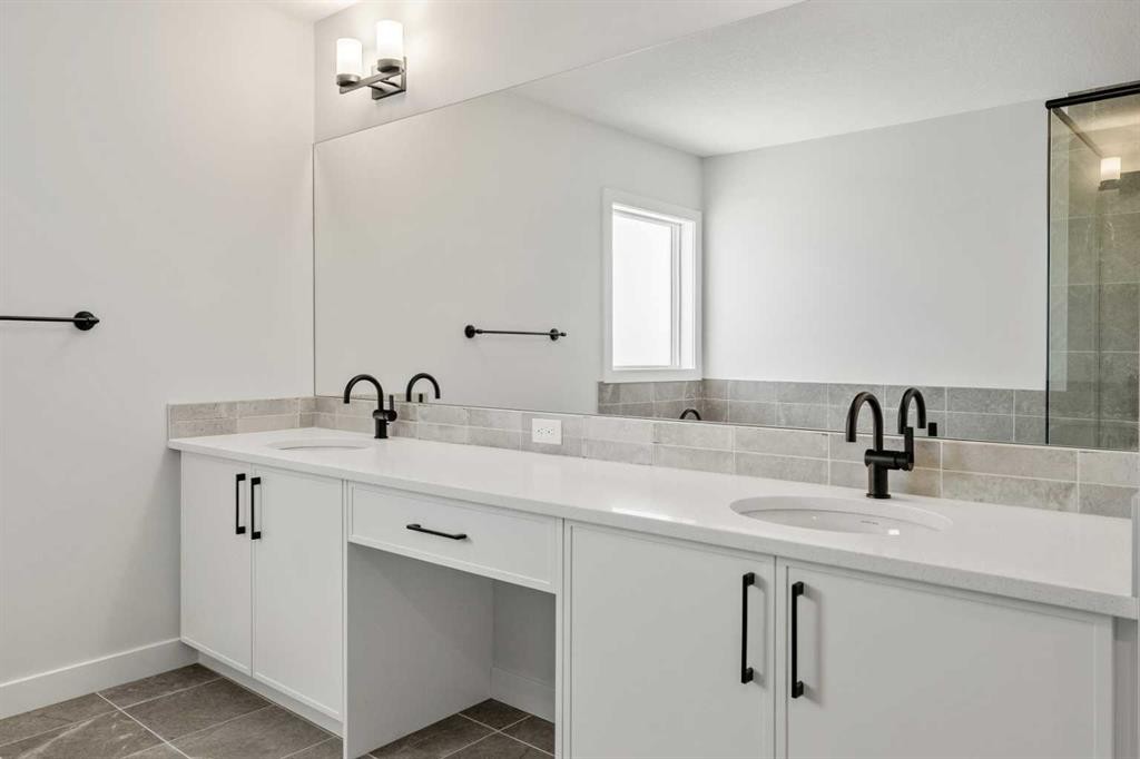 271 Dawson Wharf Rise, Chestermere, AB