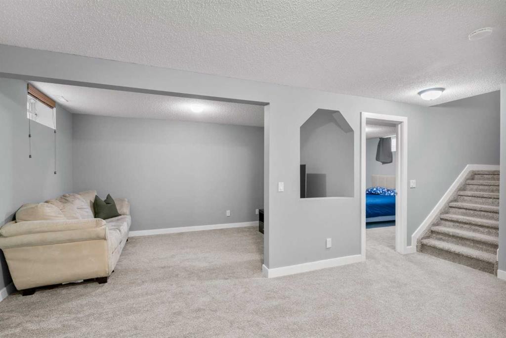 176 Douglas Ridge Green Se, Calgary, AB - Indoor