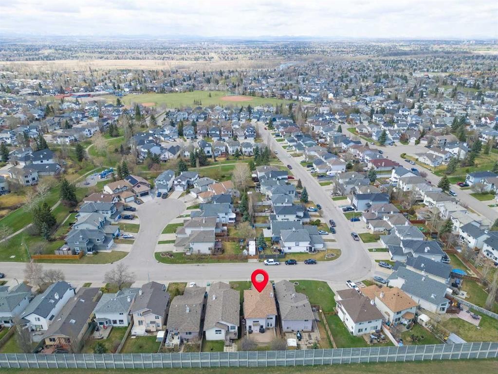 176 Douglas Ridge Green Se, Calgary, AB - Outdoor With View
