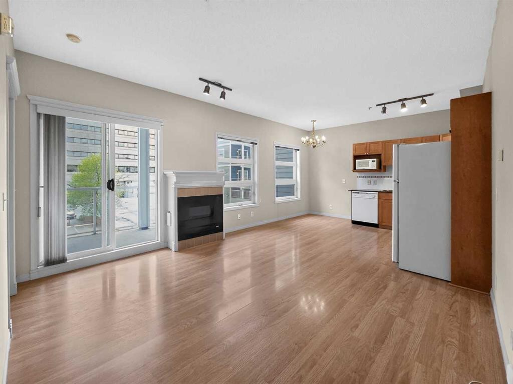 209-333 Riverfront Avenue Se, Calgary, AB