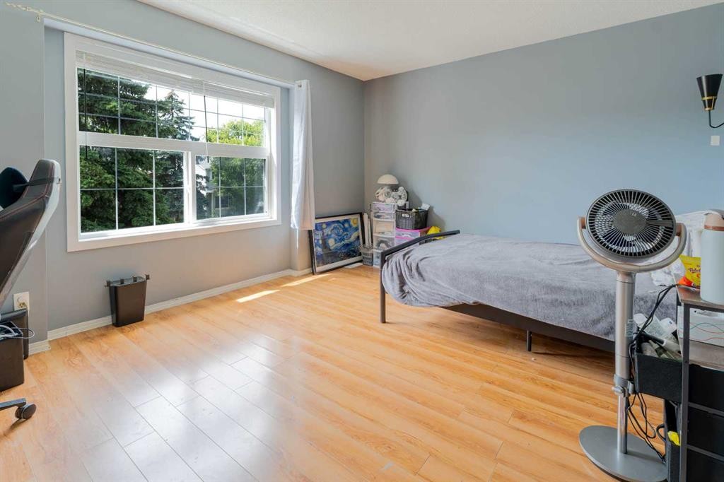 136 Martindale Drive Ne, Calgary, AB - Indoor Photo Showing Bedroom