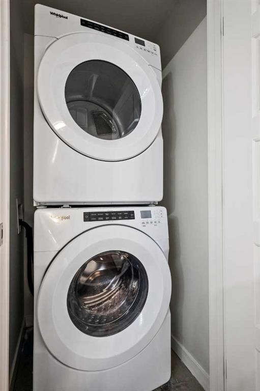 167 Cranbrook Square Se, Calgary, AB - Indoor Photo Showing Laundry Room