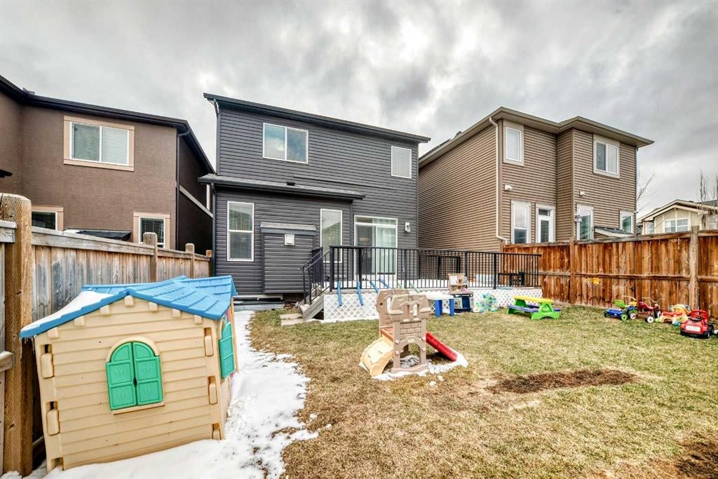 60 Evansborough Road Nw, Calgary, AB - Outdoor With Deck Patio Veranda With Exterior