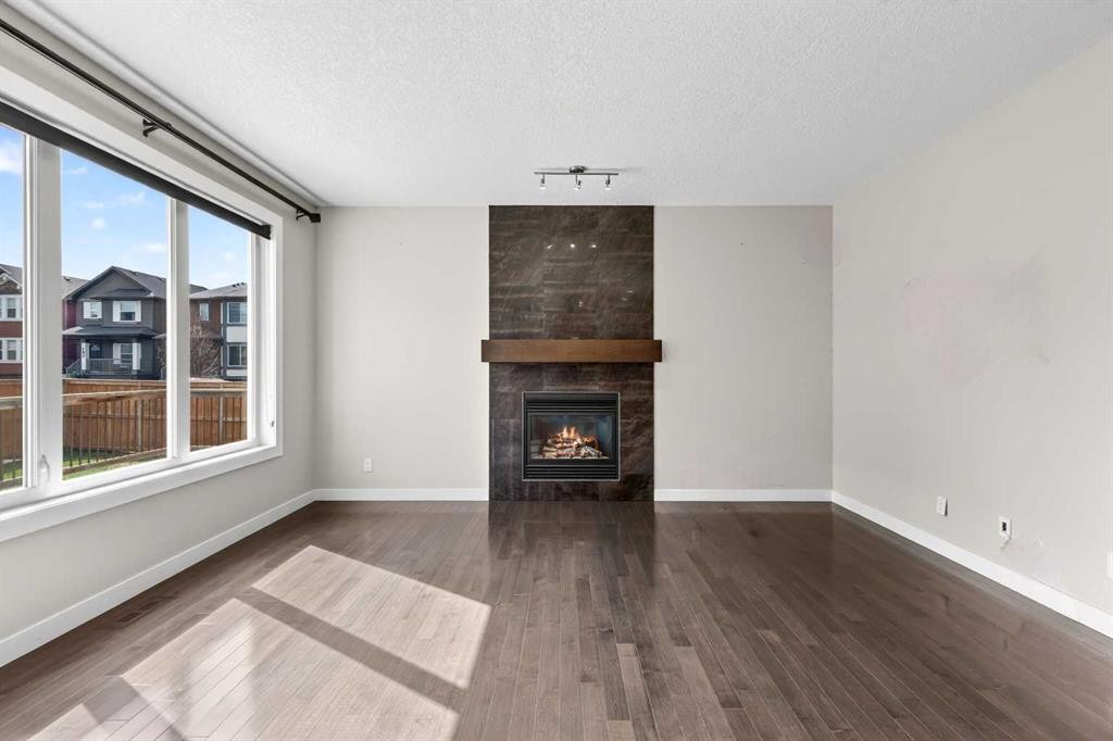 31 Evansridge Close Nw, Calgary, AB - Indoor Photo Showing Kitchen