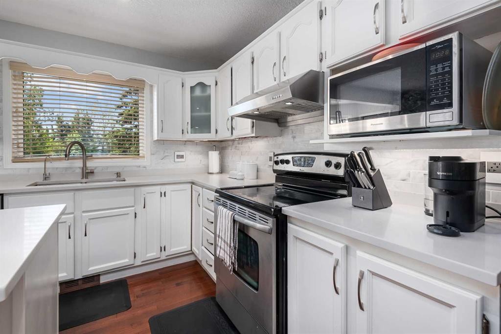95 Hawkstone Close Nw, Calgary, AB