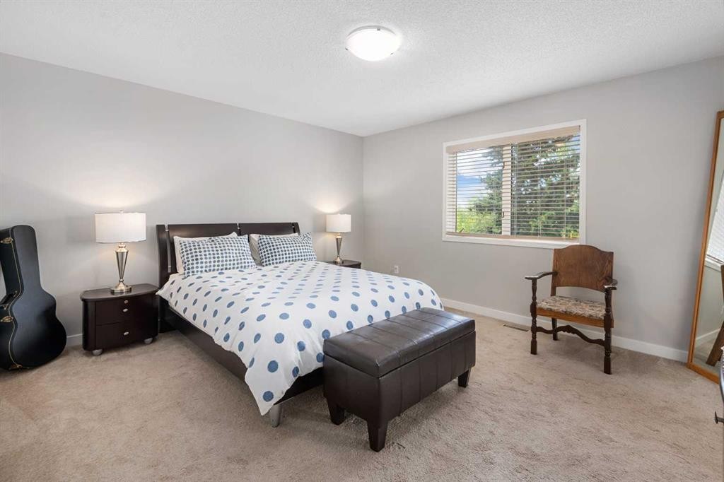 95 Hawkstone Close Nw, Calgary, AB